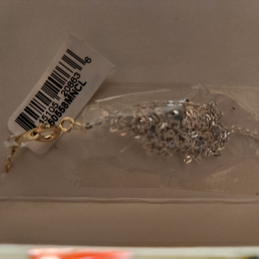 Necklace - Picture 4 of 4